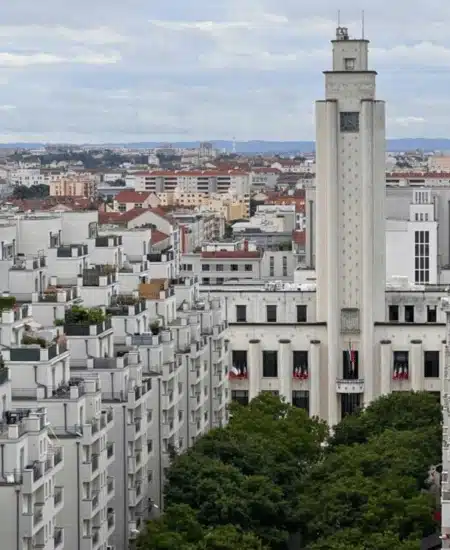 Vue des tours Gratte-Ciel de Villeurbanne où JRS Formation propose des formations de diagnostic immobilier.